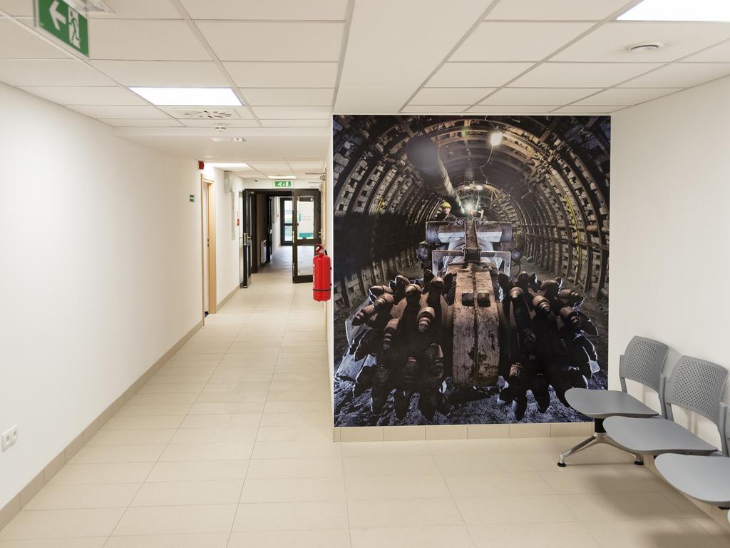 Hostel Guido Zabrze Exteriör bild